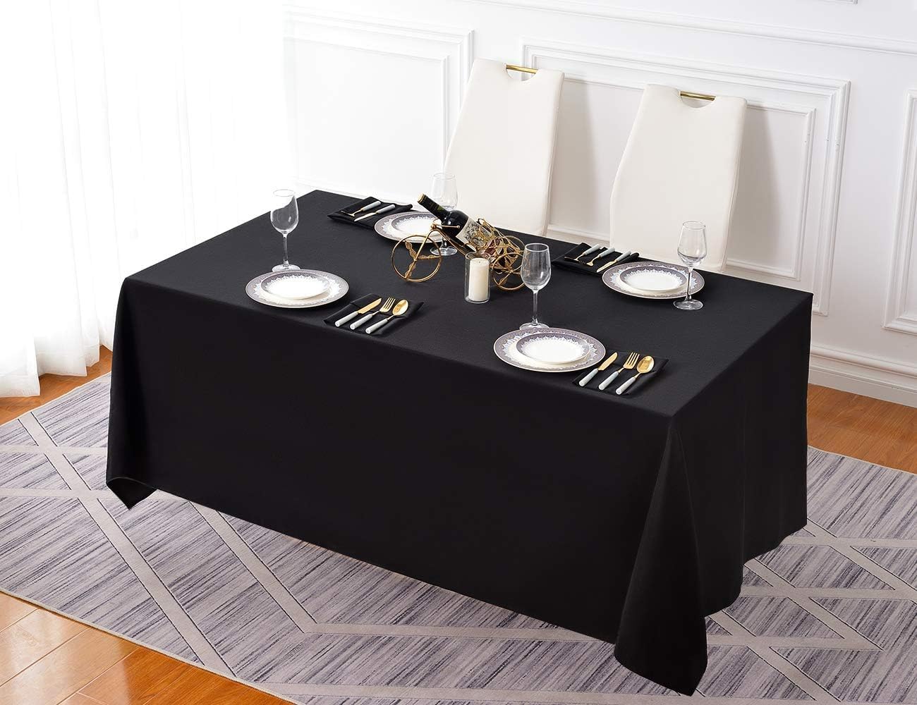 Surmente 5 Pack Black Tablecloth 90 x 132-inch Rectangular Polyester Table Cloth for Weddings, Banquets, or Restaurants