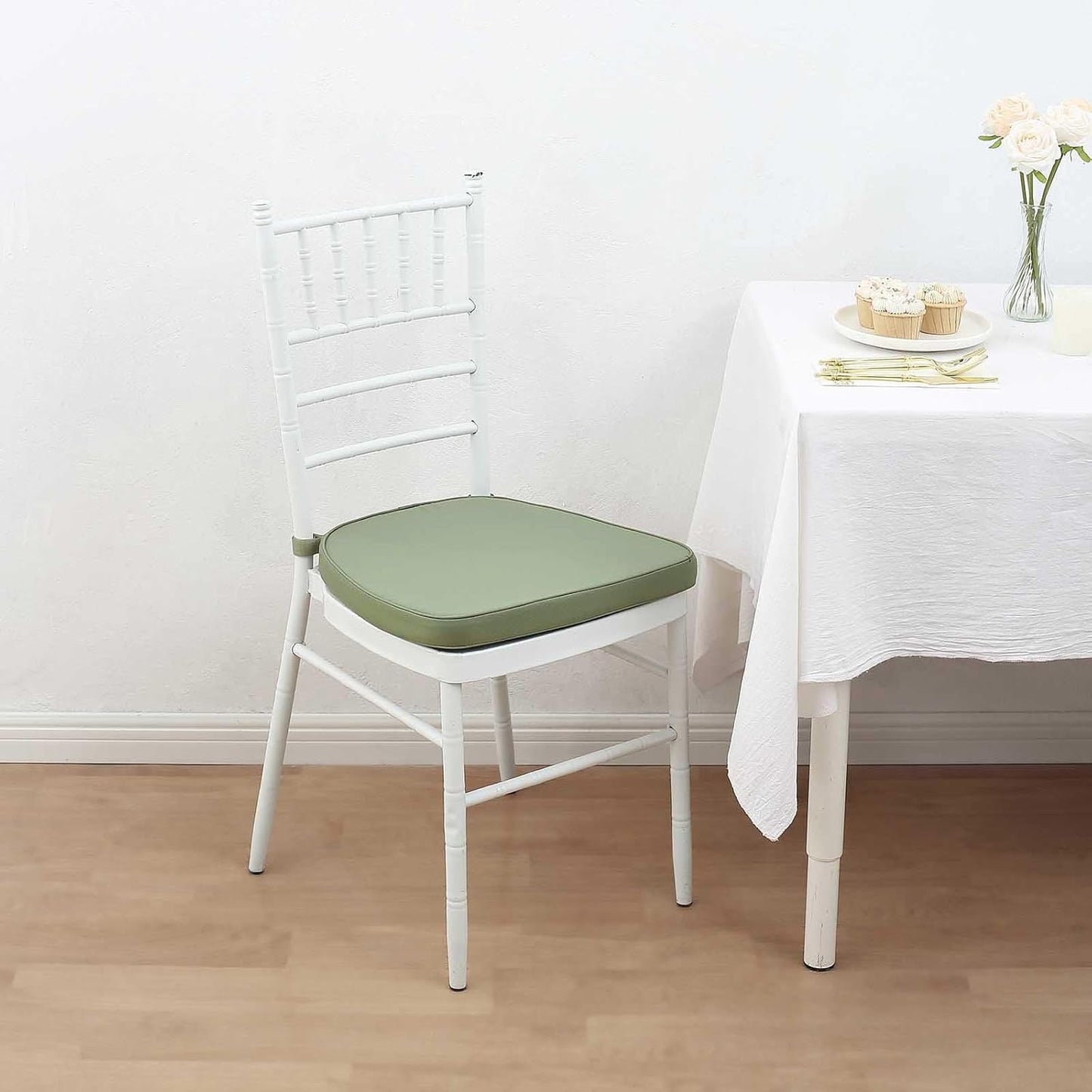Tableclothsfactory 10PCS White Chiavari Chair Cushion for Wood Resin Chiavari Chairs Party Event Decoration - 2" Thick